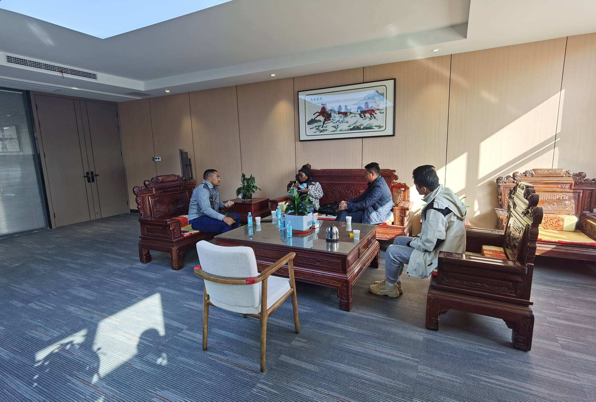 Toaks International Trading Company - آلات البناء CATERPILLAR 324D undefined: صور 10