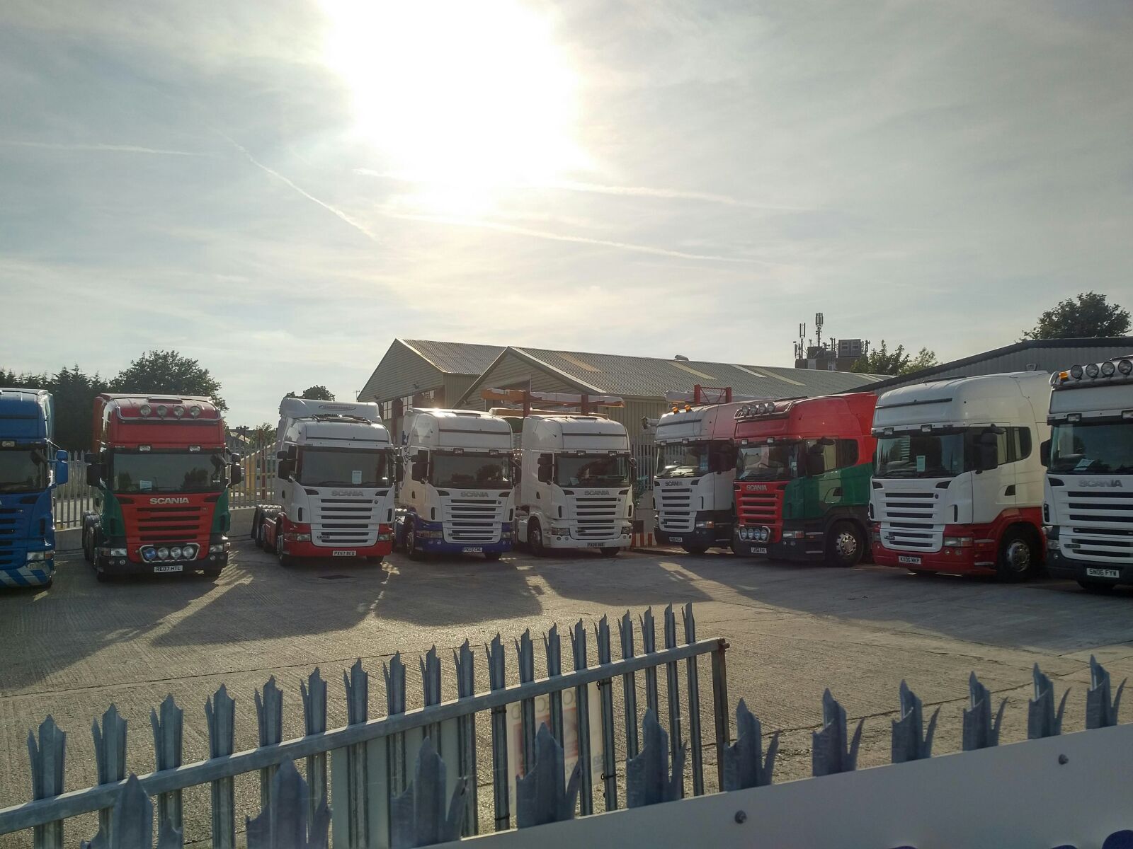 Steer Commercials Sales & Exports Ltd - نصف مقطورة KRONE - سنة: 2015 undefined: صور 1