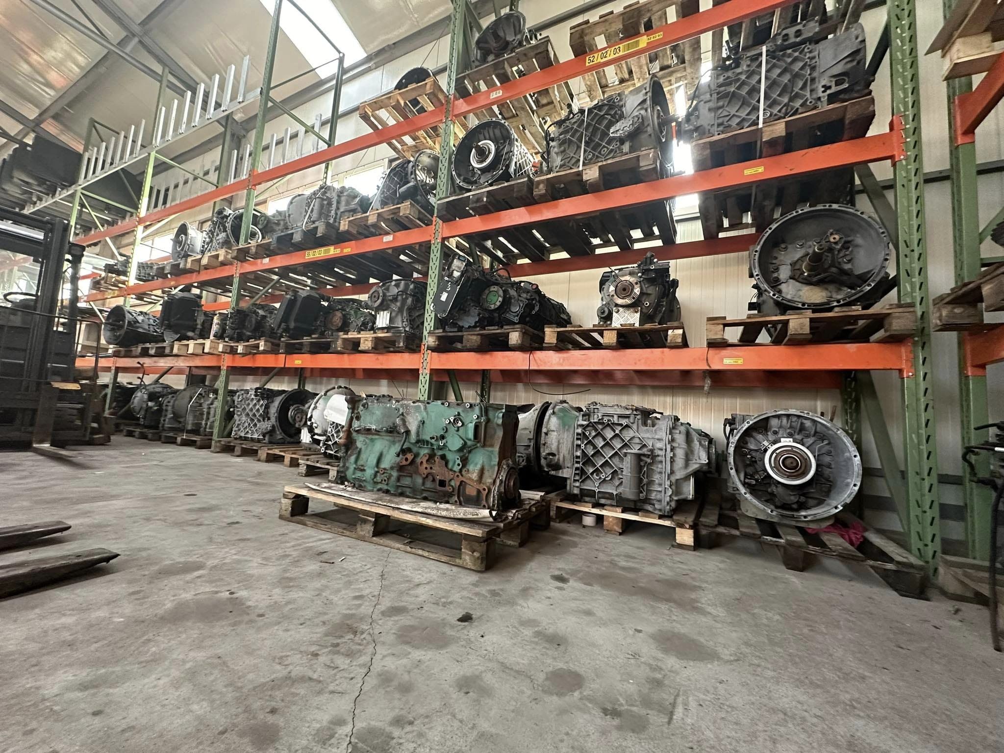 TT TRUCKS & PARTS NATALIA NAWASIELSKA undefined: صور 4