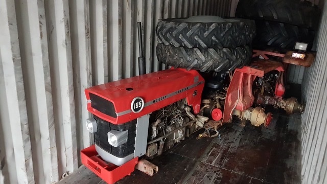 NEPHIN TRACTORS & MACHINERY LTD - آلات البناء undefined: صور 12