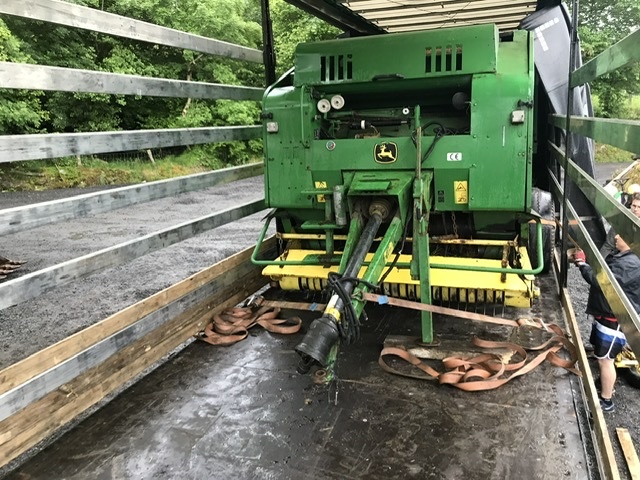 NEPHIN TRACTORS & MACHINERY LTD - آلات البناء undefined: صور 2