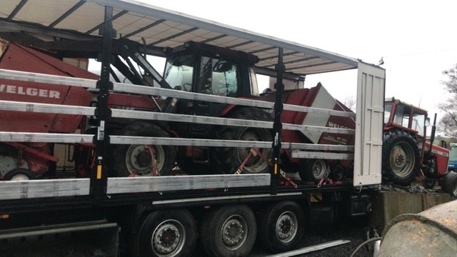 NEPHIN TRACTORS & MACHINERY LTD - آلات البناء undefined: صور 4