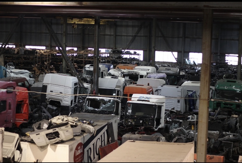 EGDA truckparts - قطع الغيار MAN - سنة: 2014 undefined: صور 9