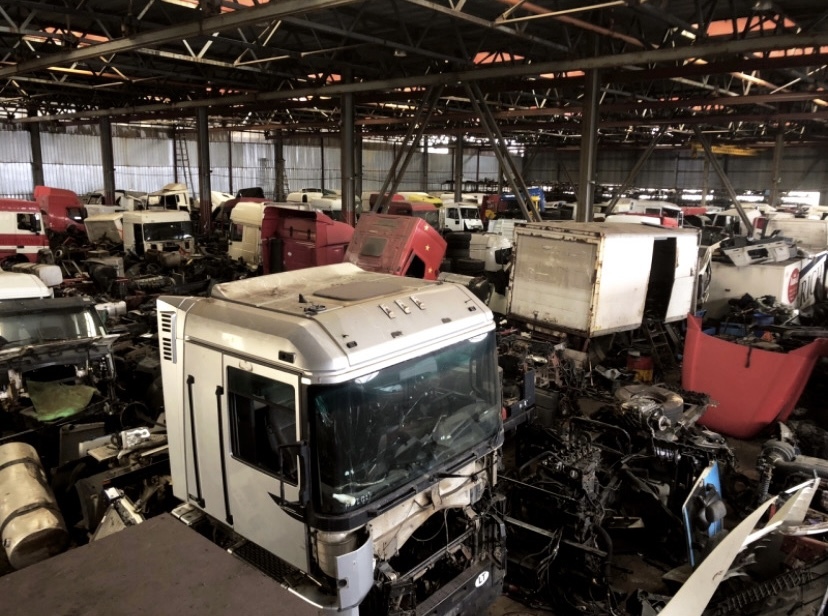 EGDA truckparts - قطع الغيار MAN - سنة: 2014 undefined: صور 2