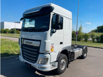 شاحنة جرار DAF XF 450