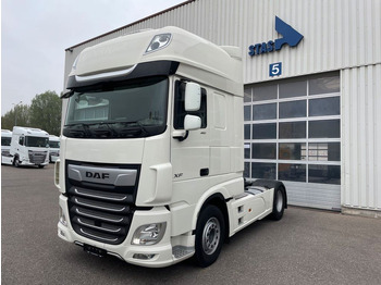 شاحنة جرار DAF XF 480