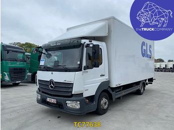بصندوق مغلق شاحنة MERCEDES-BENZ Atego 818