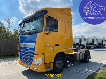 شاحنة جرار DAF XF 480