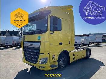 شاحنة جرار DAF XF
