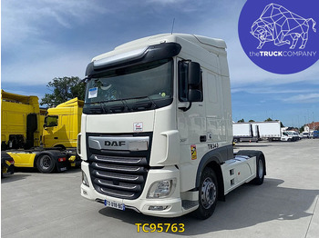 شاحنة جرار DAF XF
