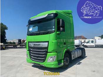 شاحنة جرار DAF XF