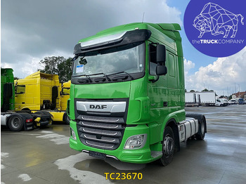 شاحنة جرار DAF XF