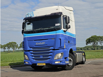 شاحنة جرار DAF XF 440