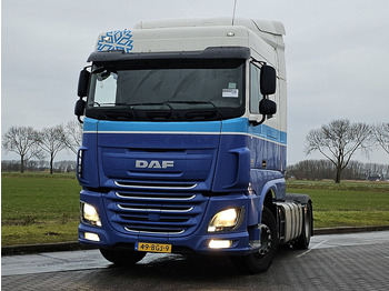 شاحنة جرار DAF XF 440