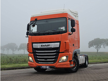 شاحنة جرار DAF XF 450