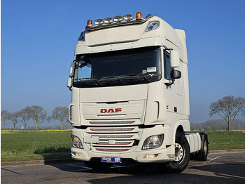 شاحنة جرار DAF XF 460