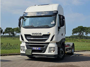 شاحنة جرار IVECO Stralis