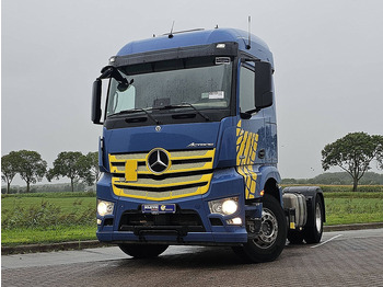 شاحنة جرار MERCEDES-BENZ Actros 1843
