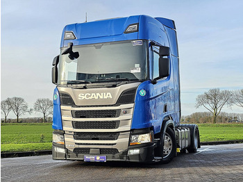 شاحنة جرار SCANIA R 450