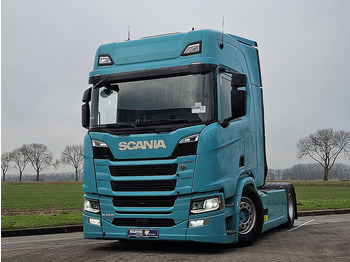 شاحنة جرار SCANIA R 450