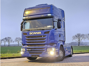 شاحنة جرار SCANIA R 490