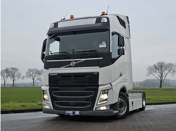 شاحنة جرار VOLVO FH 460