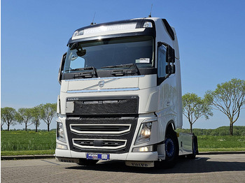 شاحنة جرار VOLVO FH 500