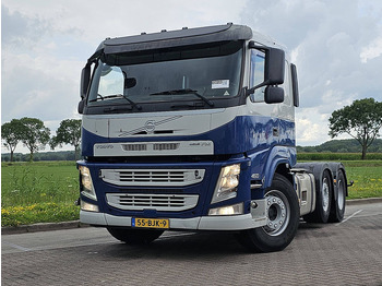 شاحنة جرار VOLVO FM13 460