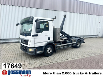 شاحنة ذات الخطاف MAN TGL 12.250