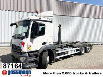 شاحنة ذات الخطاف MERCEDES-BENZ Antos 2543