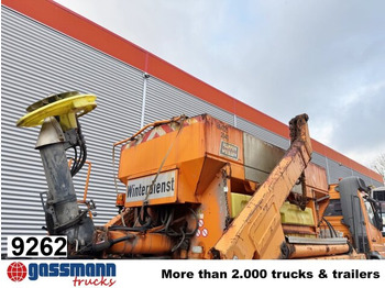 الرمال مفرشة