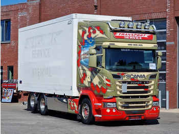 بصندوق مغلق شاحنة SCANIA R 580