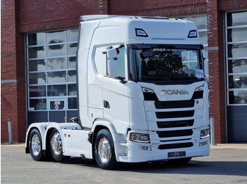 شاحنة جرار SCANIA S 660 V8