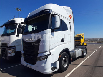 شاحنة جرار IVECO S-WAY