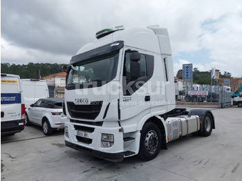 شاحنة جرار IVECO Stralis 440