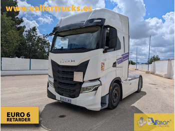 شاحنة جرار IVECO S-WAY