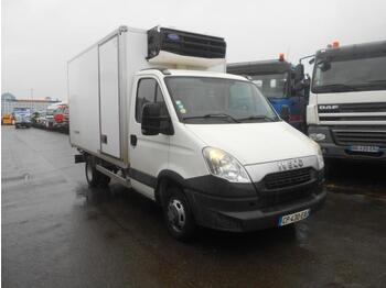 الشاحنات الصغيرة المبردة IVECO Daily 35C17