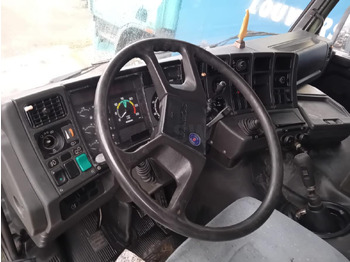 شاحنة صهريج لنقل الطعام Scania 93 250: صور 3