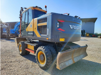 حفارة على عجلات VOLVO EW160E
