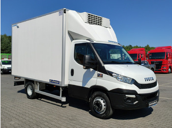 الشاحنات الصغيرة المبردة IVECO Daily 70c17