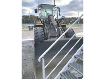 اللودر بعجل Komatsu WA 200 PT-5: صور 2