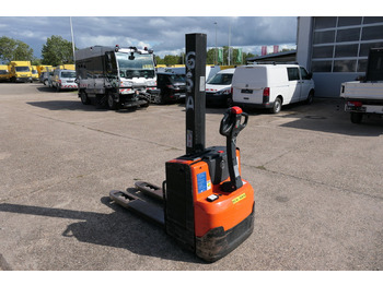 معدات الرفع منخفض المستوى BT SWE 080L: صور 4 معدات الرفع منخفض المستوى BT SWE 080L: صور 4