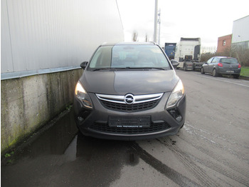 سيارة Opel Zafira Touren: صور 3