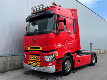 شاحنة جرار RENAULT T 520