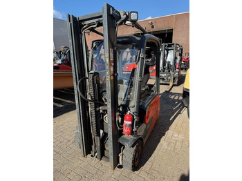 رافعة شوكية كهربائية LINDE E16