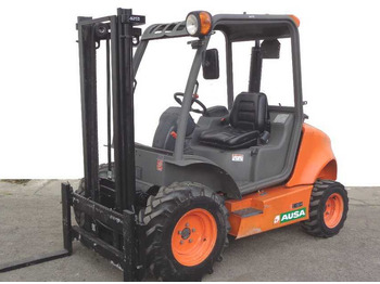 شاحنات الطرق الوعرة AUSA C150H