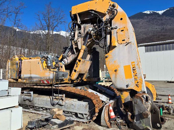 ماكينات التعدين LIEBHERR R 944