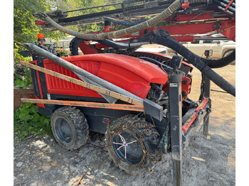 آلة حفر SANDVIK