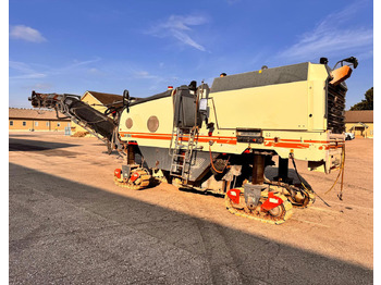 ماكينات لصقل الأسفلت WIRTGEN