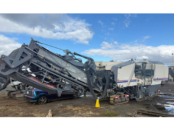 ماكينات لصقل الأسفلت WIRTGEN